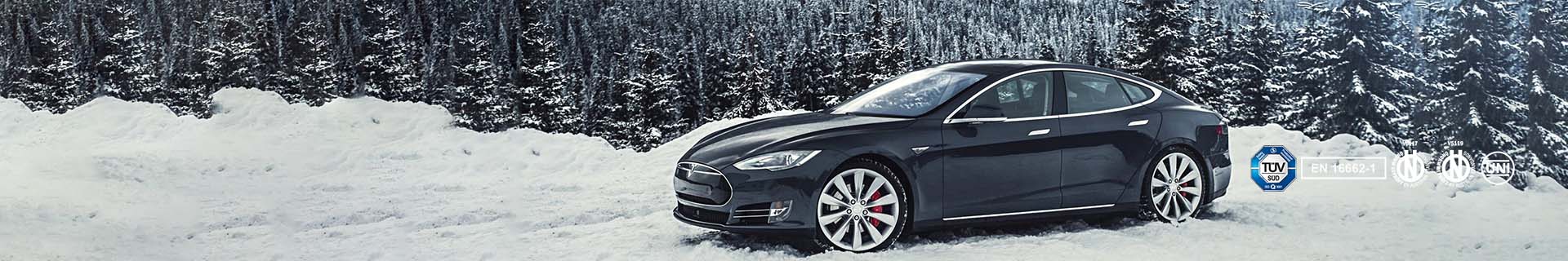 Sneeuwkettingen voor de Tesla Model 3